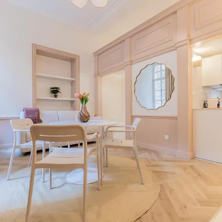Apartament Magnifique Avec Clim & Patio Au Coeur Des Chartrons *